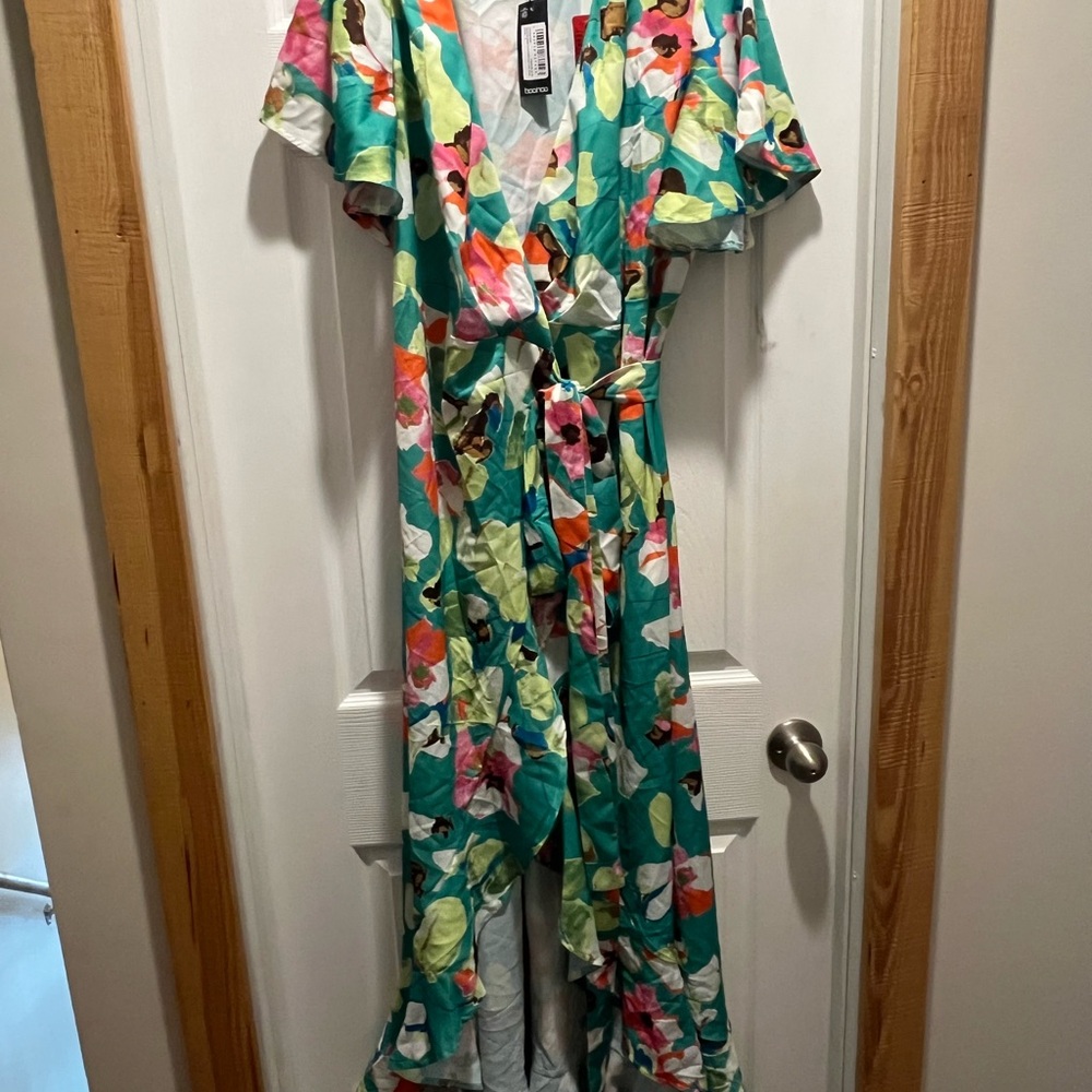 Boohoo Green Floral Maxi Maternity Dress with Multicolor Bloom and Wrap Front